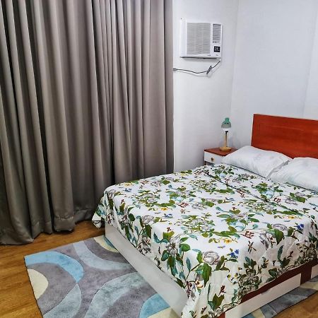 Mesatierra Garden Residences Davao Stadt Exterior foto